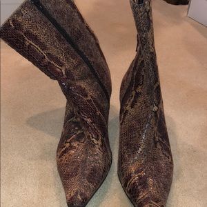 Snake print heels size 8